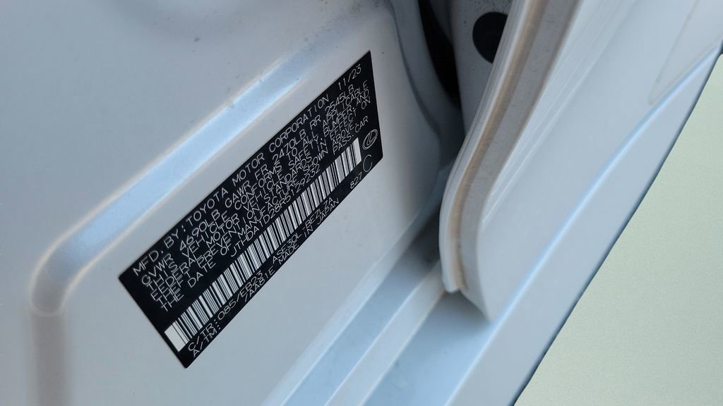 Used 2024 Lexus IS 300 w/ Premium Package RWD image 25