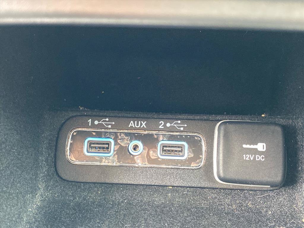 Used 2018 Jeep Grand Cherokee Limited AWD/4WD image 16