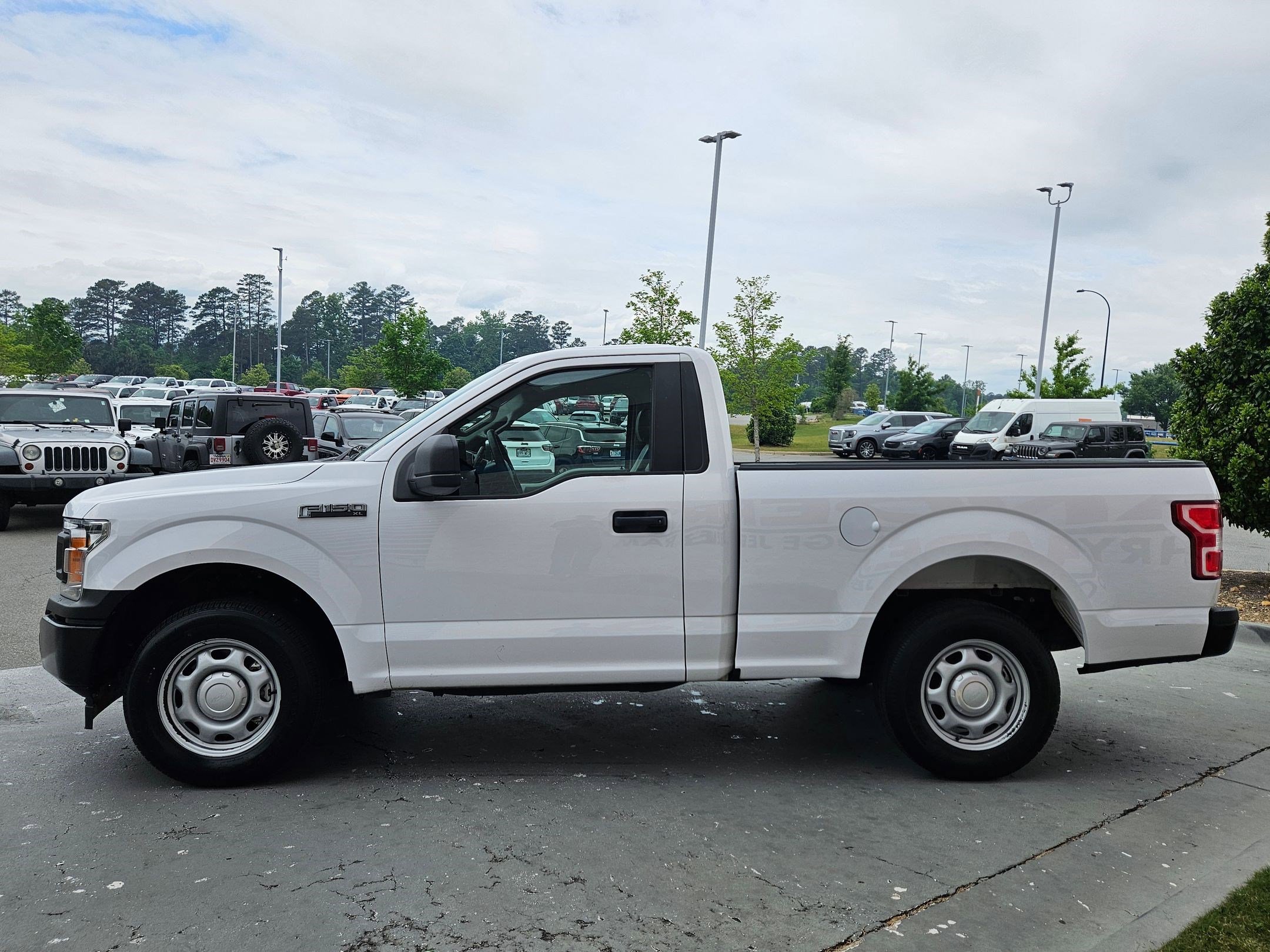 Used 2018 Ford F150 XL RWD image 4