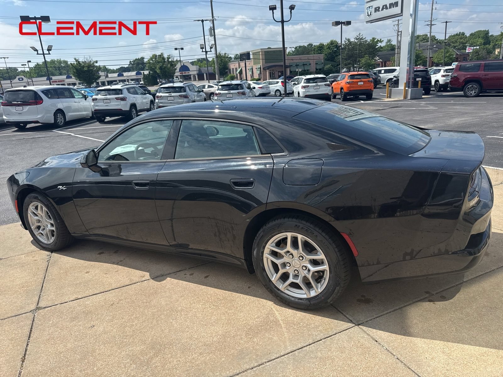 New 2026 Dodge Charger R/T AWD/4WD image 4