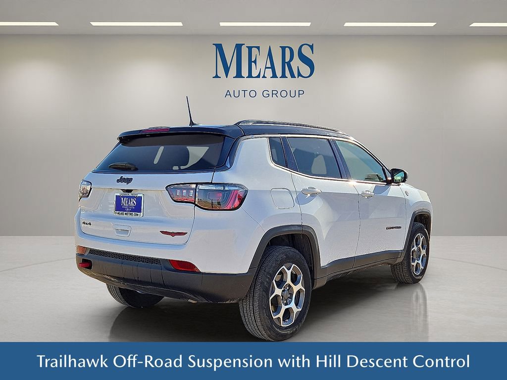 Used 2022 Jeep Compass Trailhawk image 6