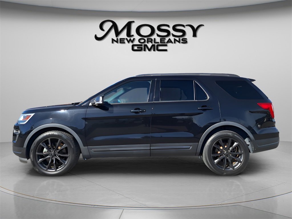 Used 2019 Ford Explorer XLT w/ Equipment Group 202A image 8