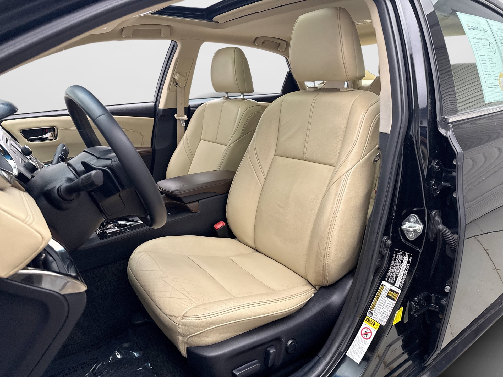 Used 2014 Toyota Avalon XLE Touring FWD image 11
