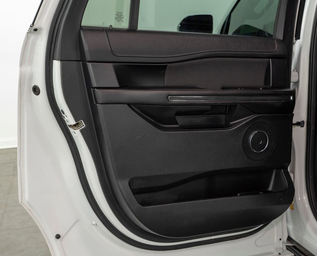 Used 2020 Ford Expedition Max XL image 8