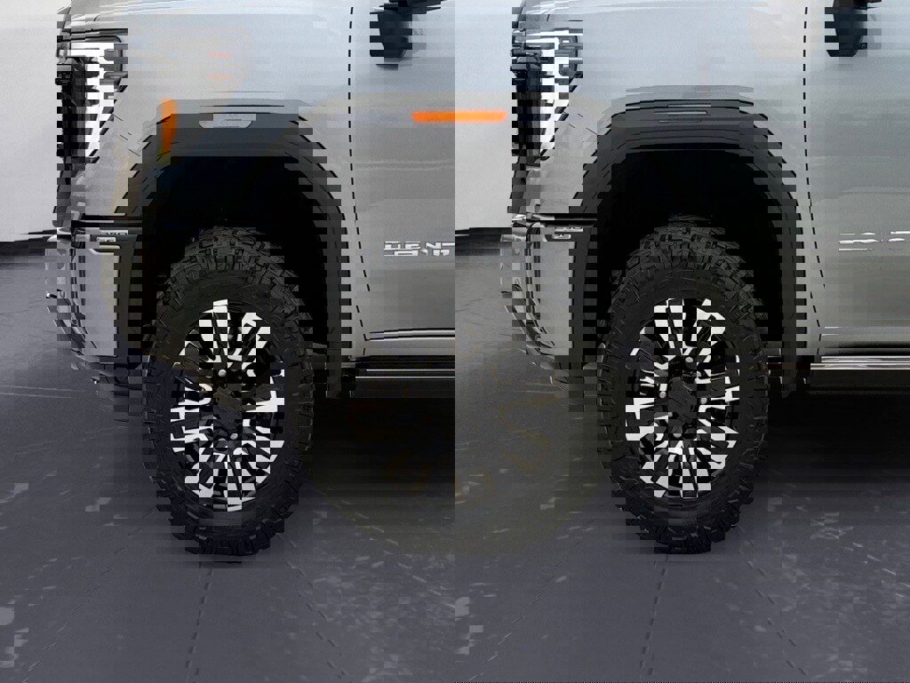 Used 2025 GMC Sierra 2500 Denali Ultimate image 20