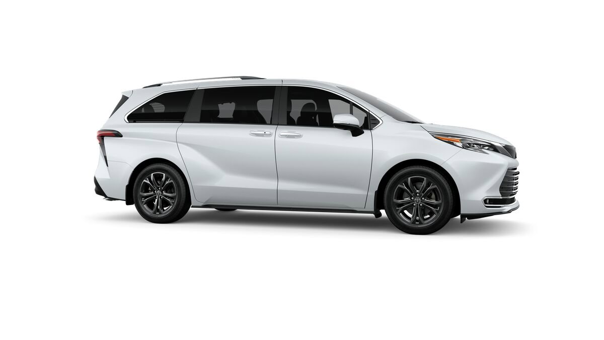 New 2026 Toyota Sienna Platinum image 13