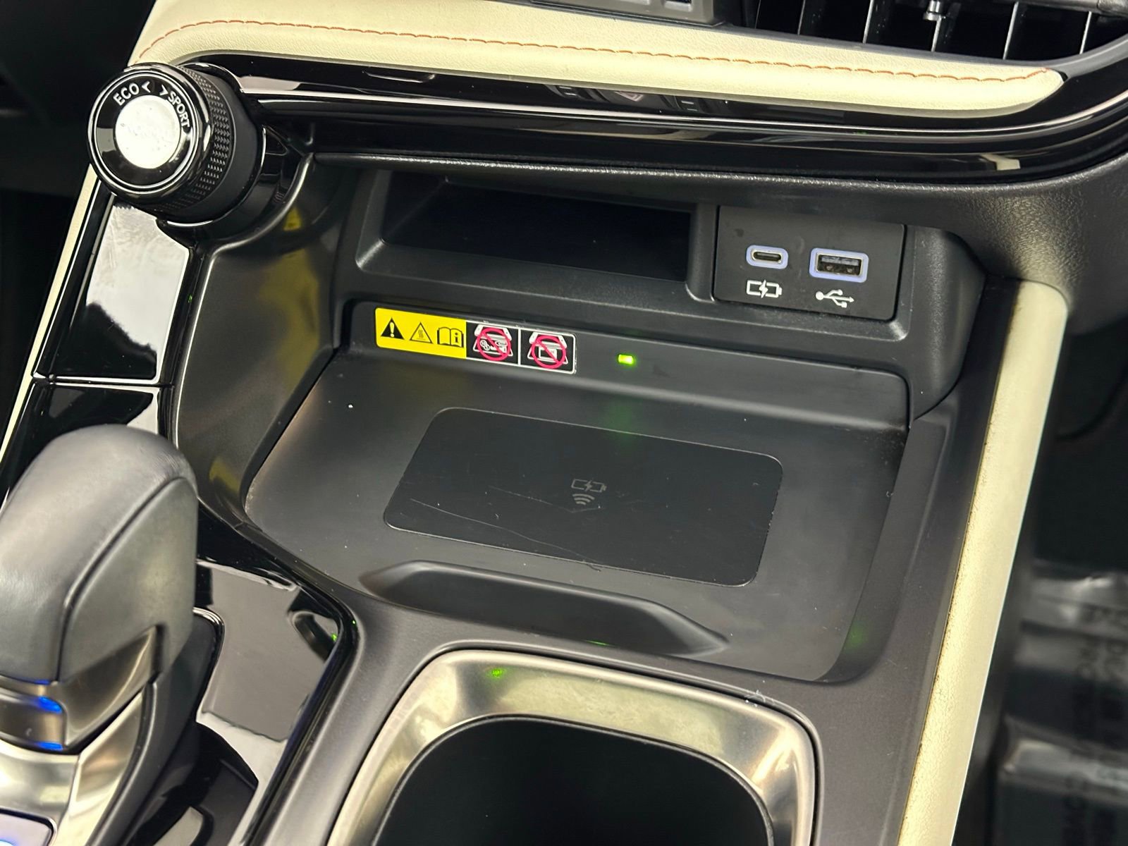 Used 2024 Lexus NX 250 FWD w/ Premium Package image 17