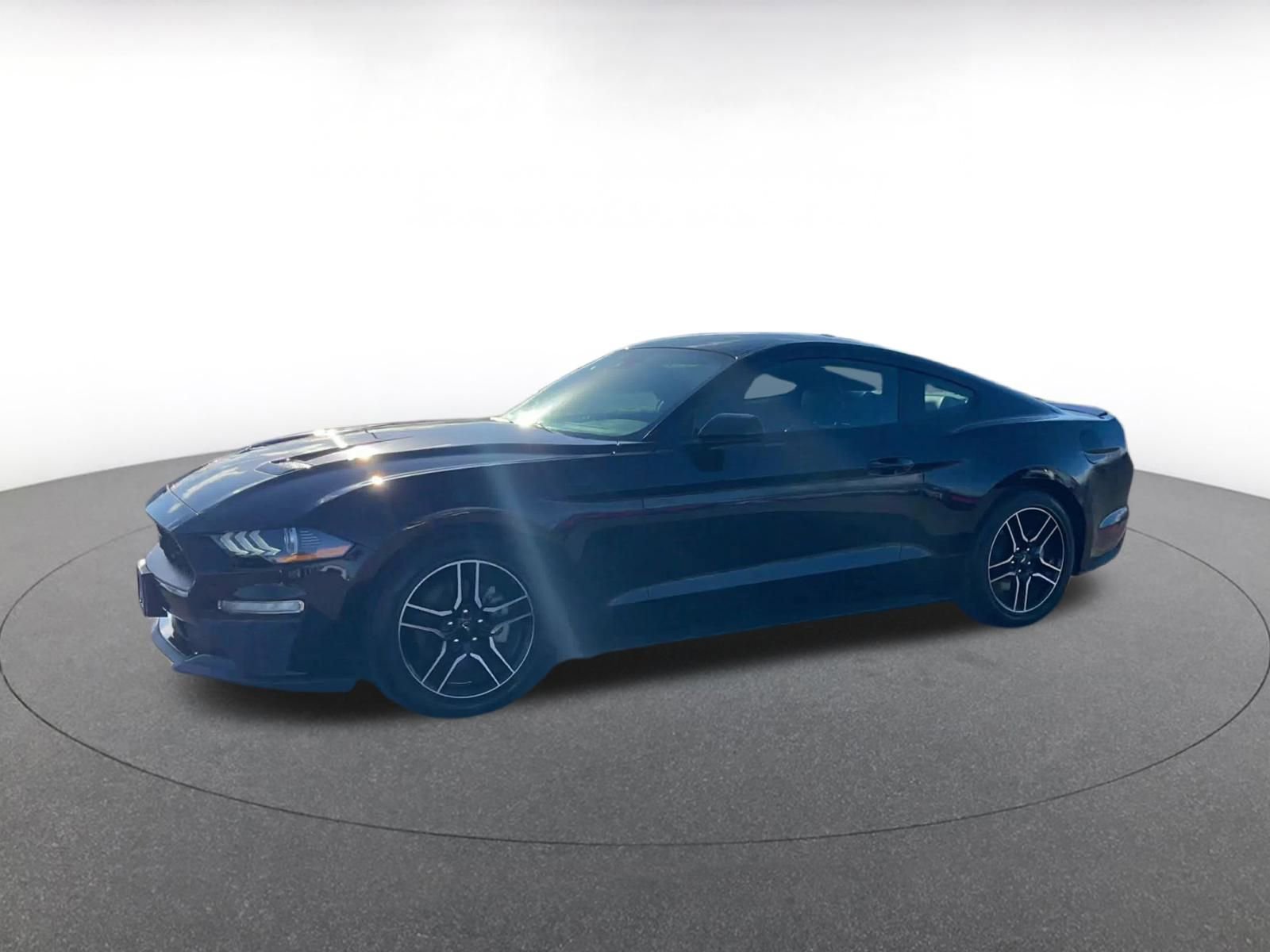 Used 2023 Ford Mustang Premium image 8