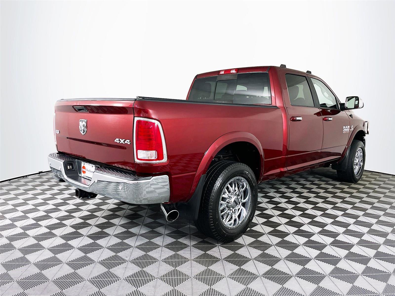 Used 2018 RAM 2500 Laramie w/ Convenience Group image 9