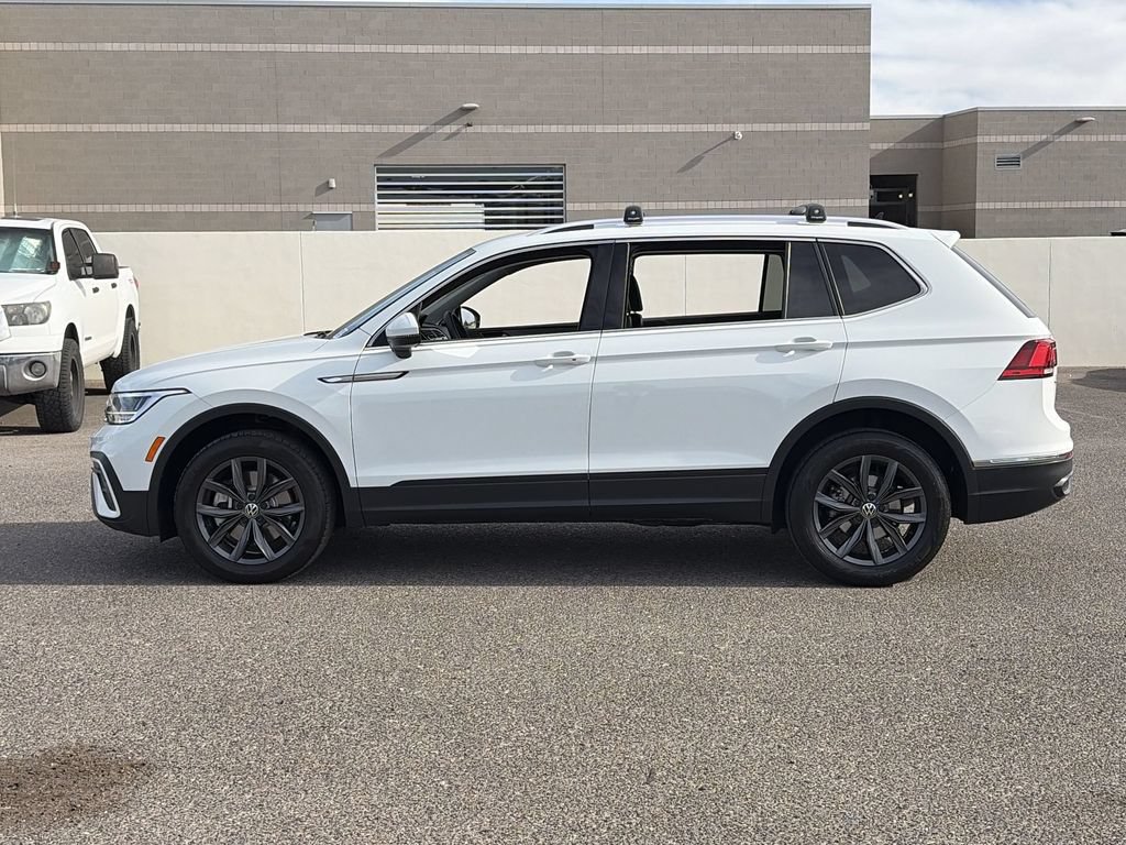 Used 2022 Volkswagen Tiguan SE AWD/4WD image 10
