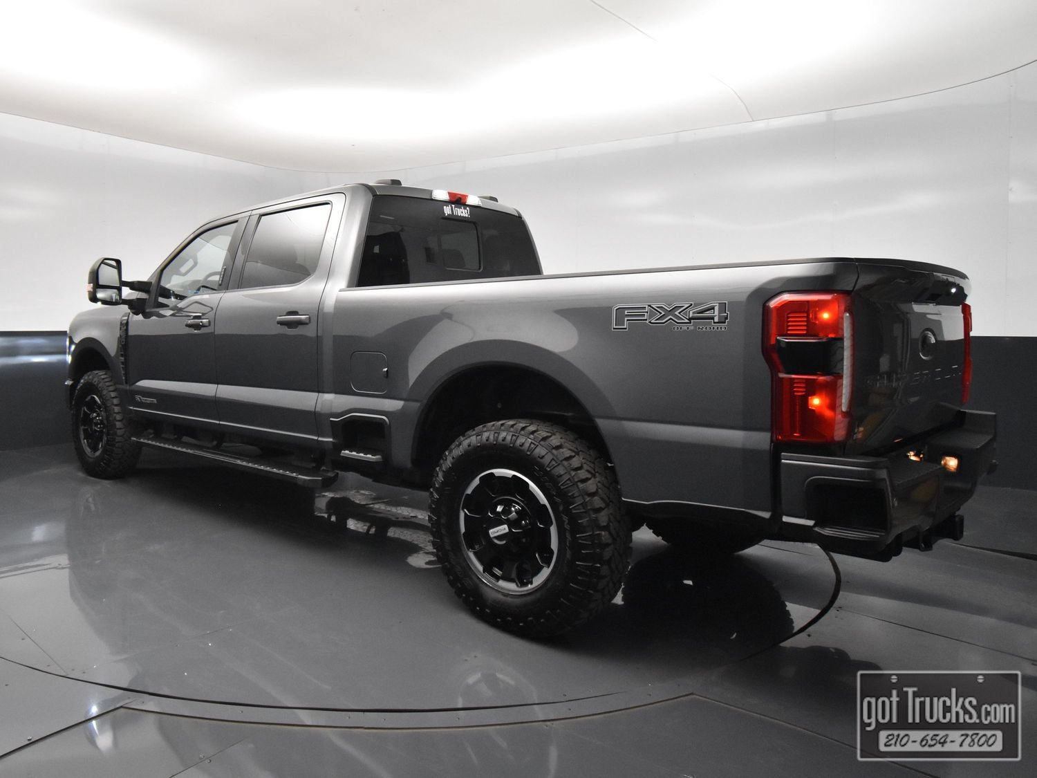 Used 2023 Ford F250 Lariat w/ Lariat Ultimate Package AWD/4WD image 5