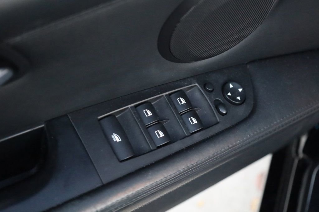 Used 2008 BMW M3 Convertible w/ Technology Pkg image 30