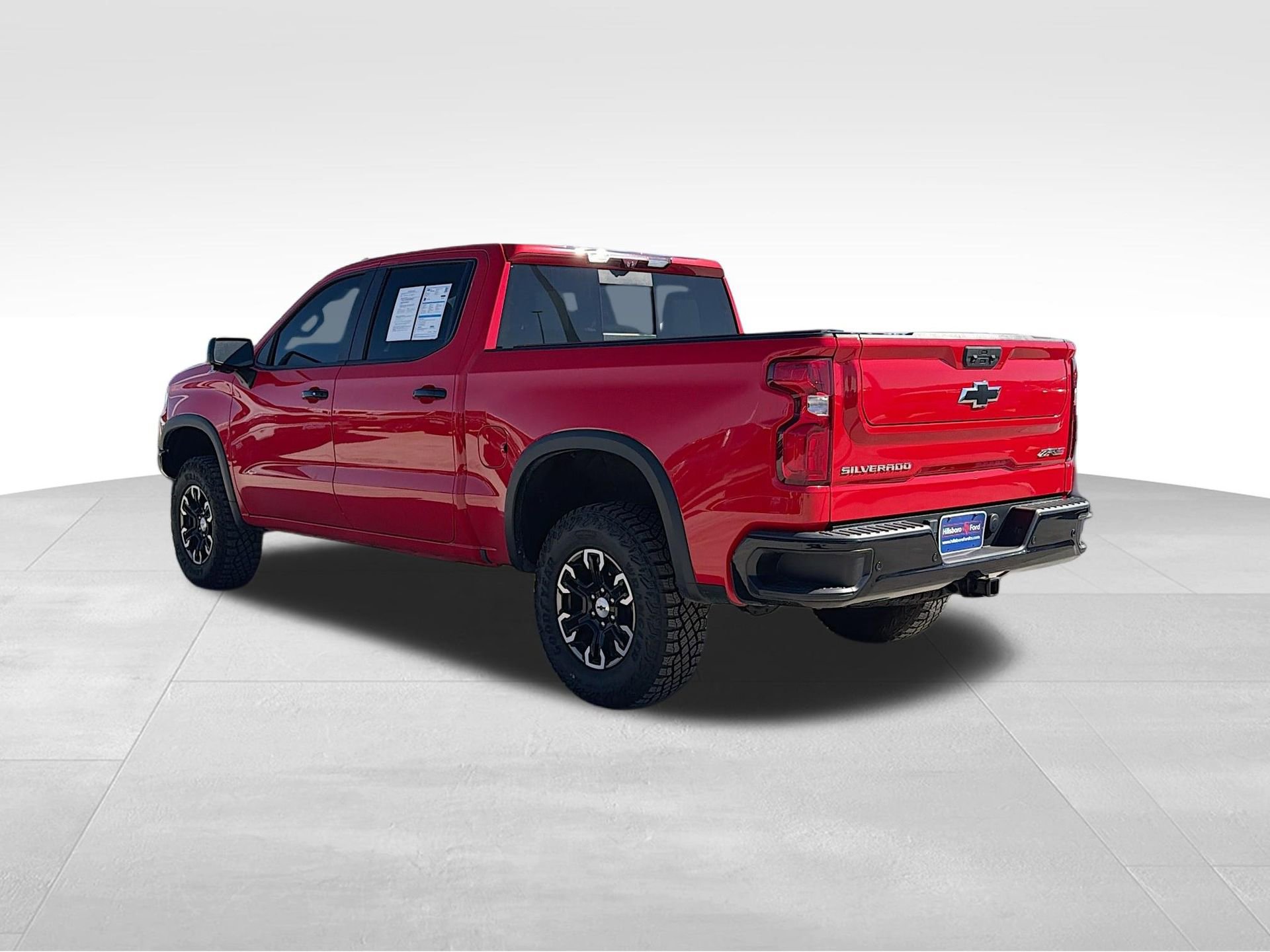 Used 2023 Chevrolet Silverado 1500 ZR2 w/ Technology Package image 10