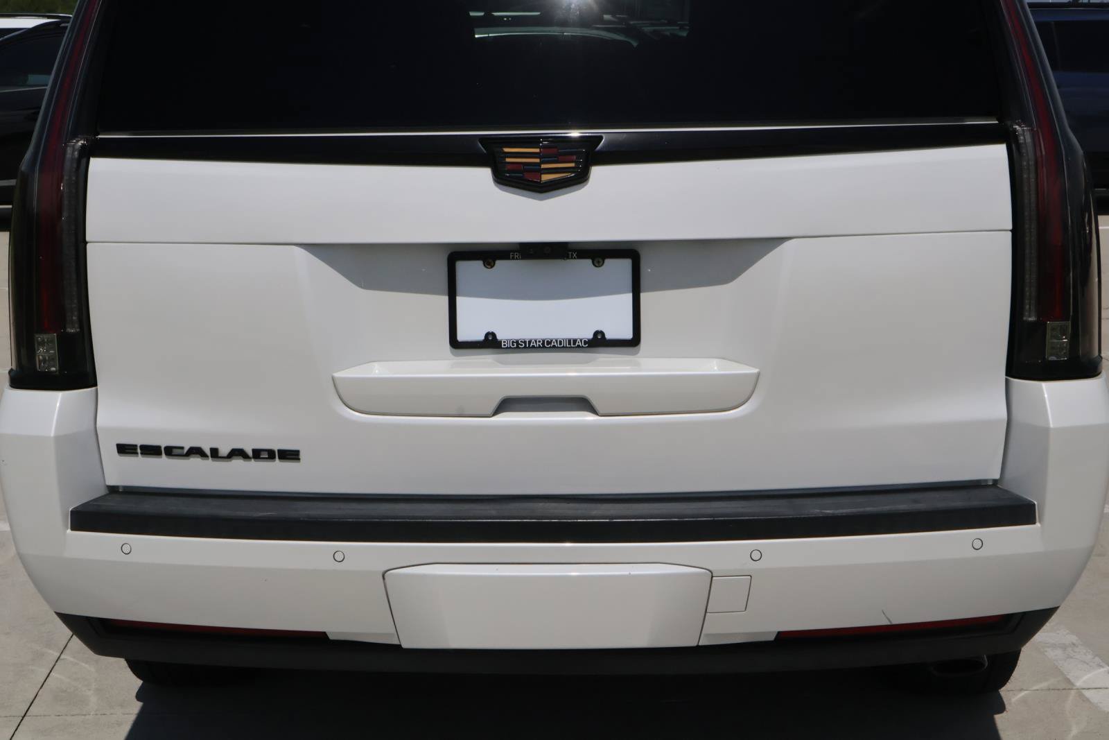 Used 2020 Cadillac Escalade ESV Premium Luxury RWD image 10