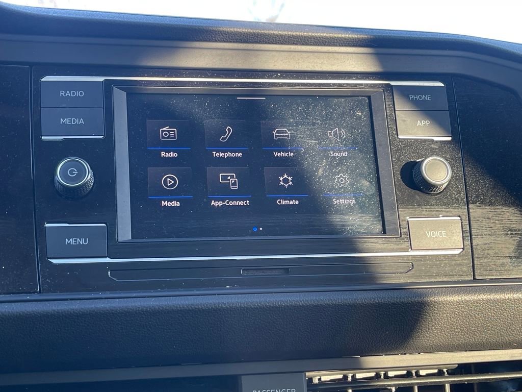 Used 2022 Volkswagen Jetta SE image 20