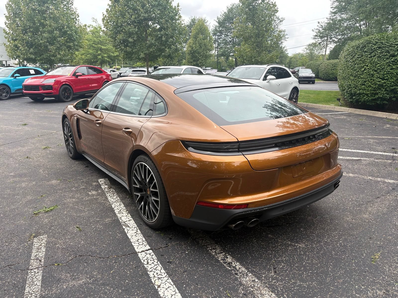 Used 2025 Porsche Panamera 4 w/ Premium Package AWD/4WD image 3