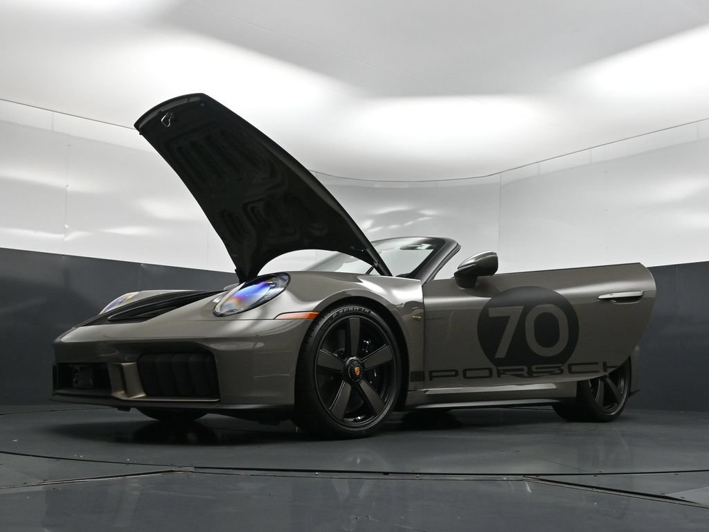 New 2026 Porsche 911 GTS RWD image 35