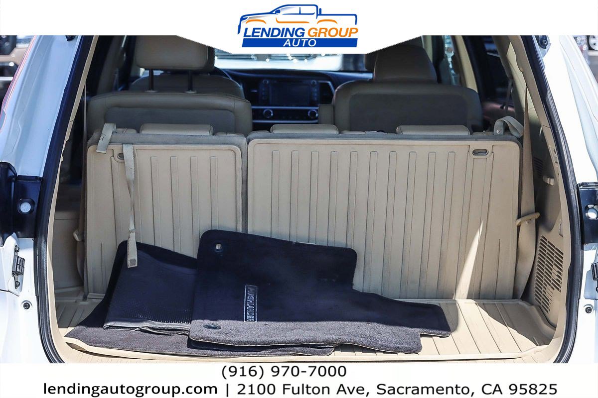 Used 2019 Toyota Highlander Limited image 26