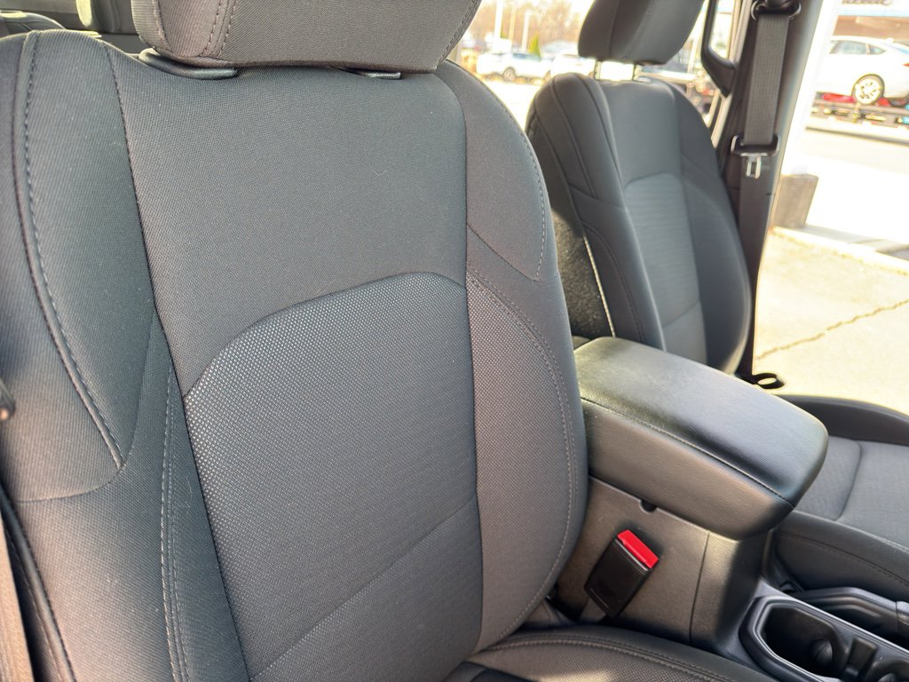 Used 2023 Jeep Gladiator Willys image 30