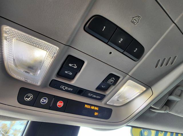 Used 2018 Chevrolet Equinox Premier image 30