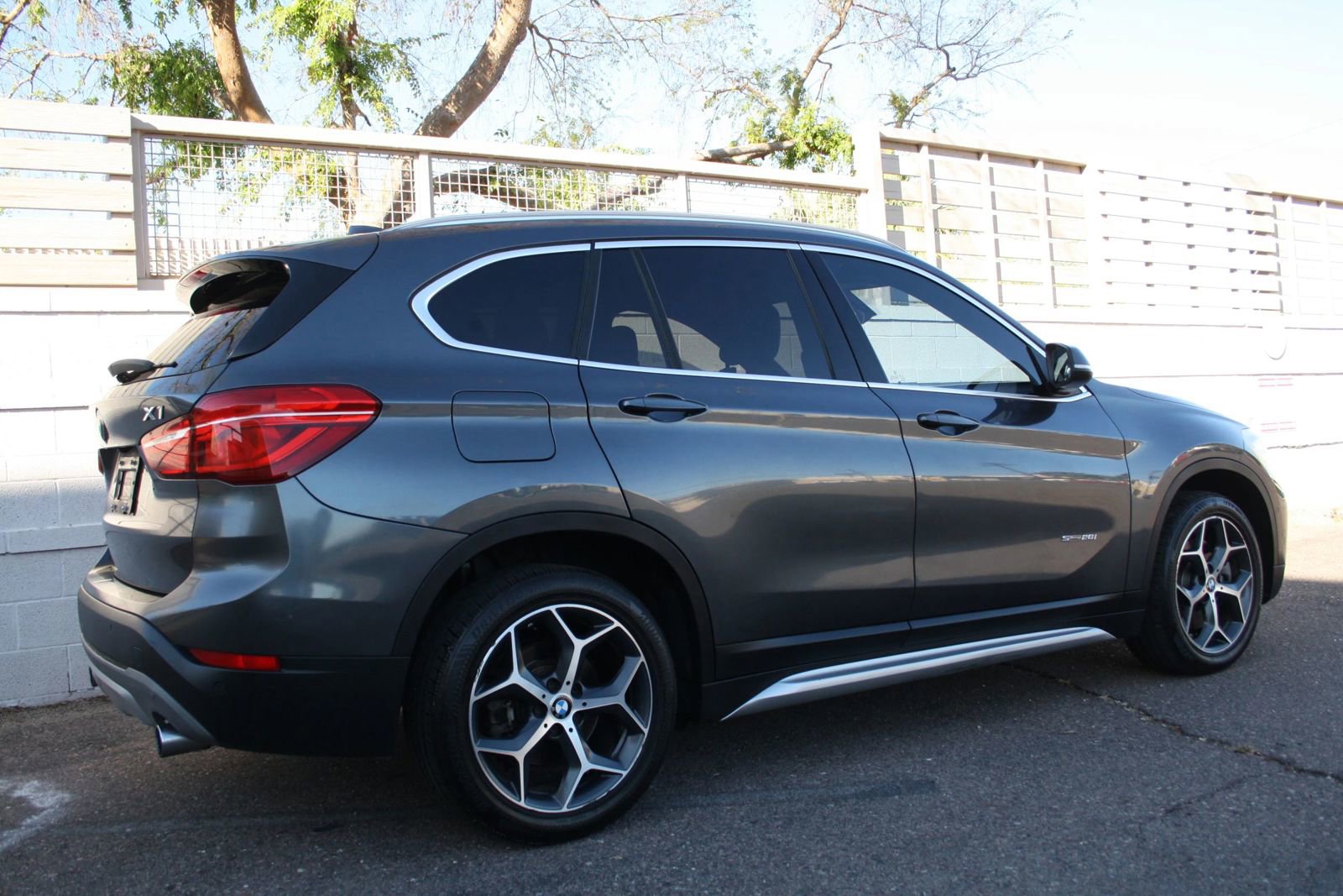 Used 2018 BMW X1 sDrive28i image 4