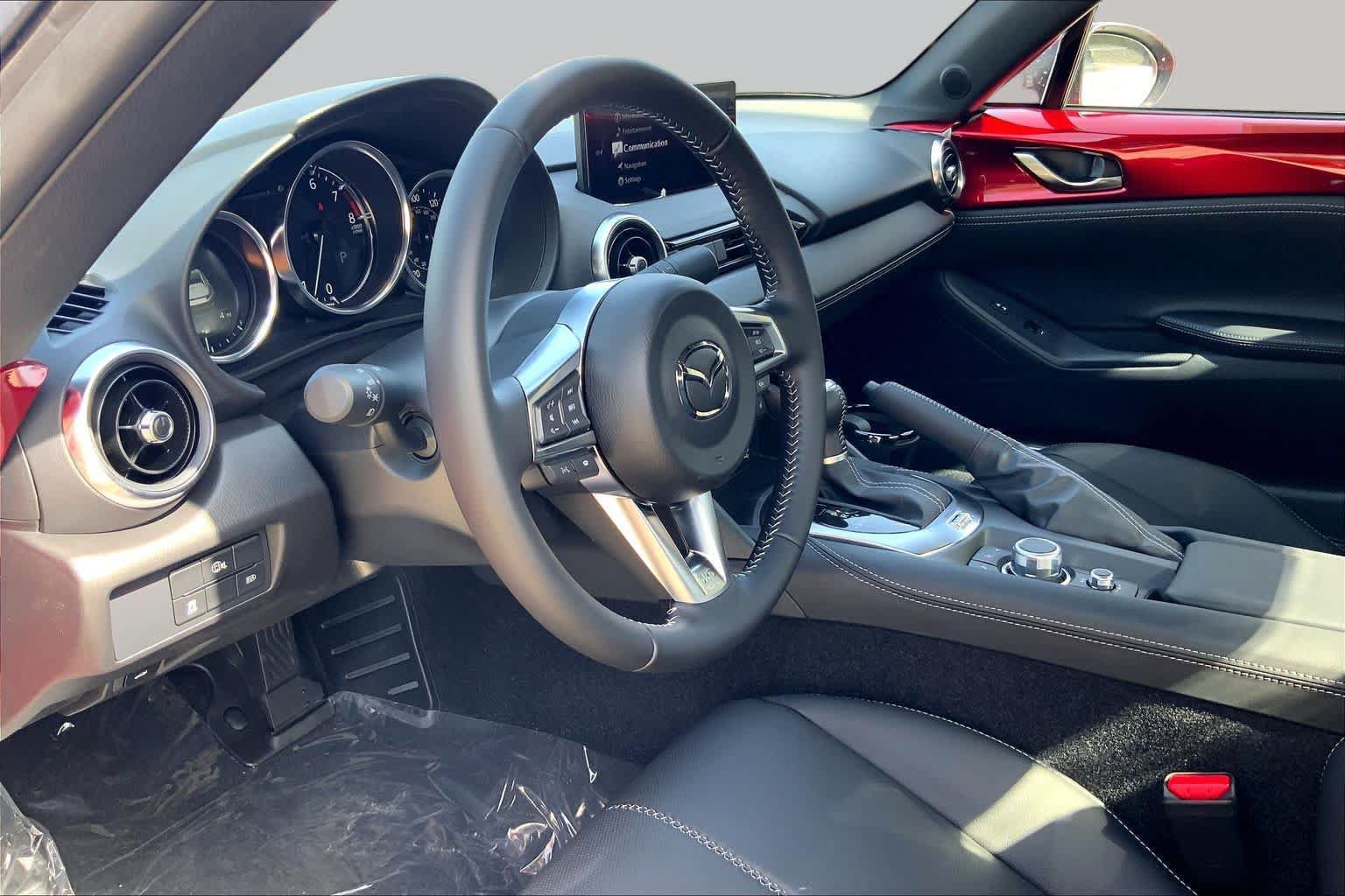 New 2026 MAZDA MX-5 Miata RF Grand Touring RWD image 8