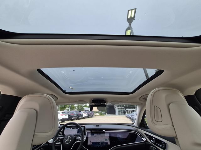 Used 2025 Mercedes-Benz E 350 Sedan image 22