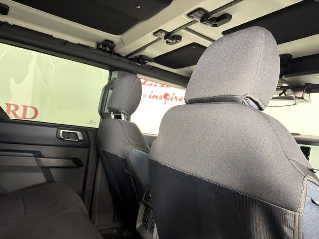 Used 2025 Ford Bronco Heritage Edition AWD/4WD image 19