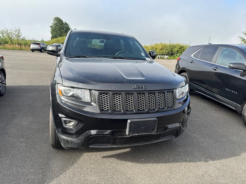 Used 2015 Jeep Grand Cherokee Altitude AWD/4WD image 12