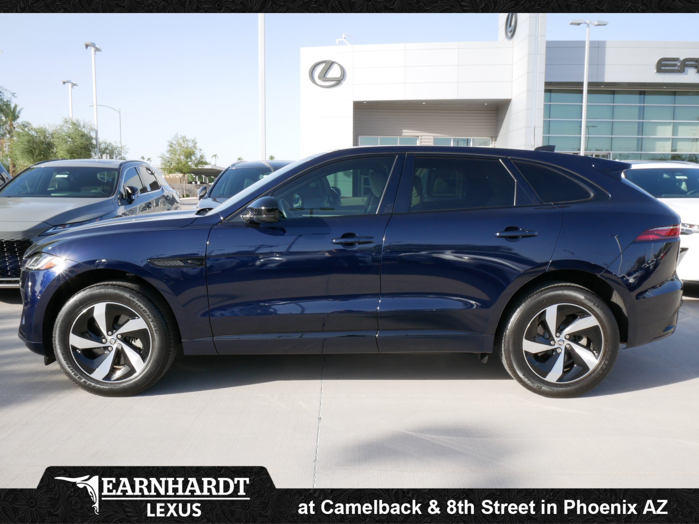 Used 2025 Jaguar F-PACE R-Dynamic S AWD/4WD image 3