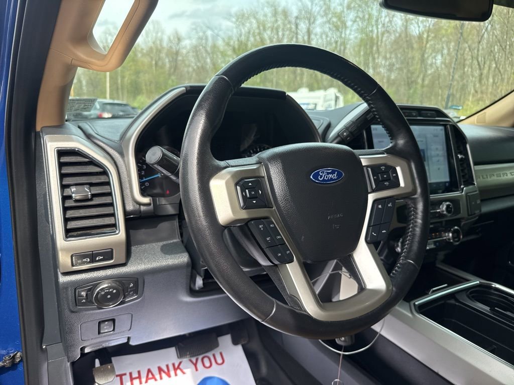 Used 2022 Ford F350 Lariat w/ Chrome Package image 16
