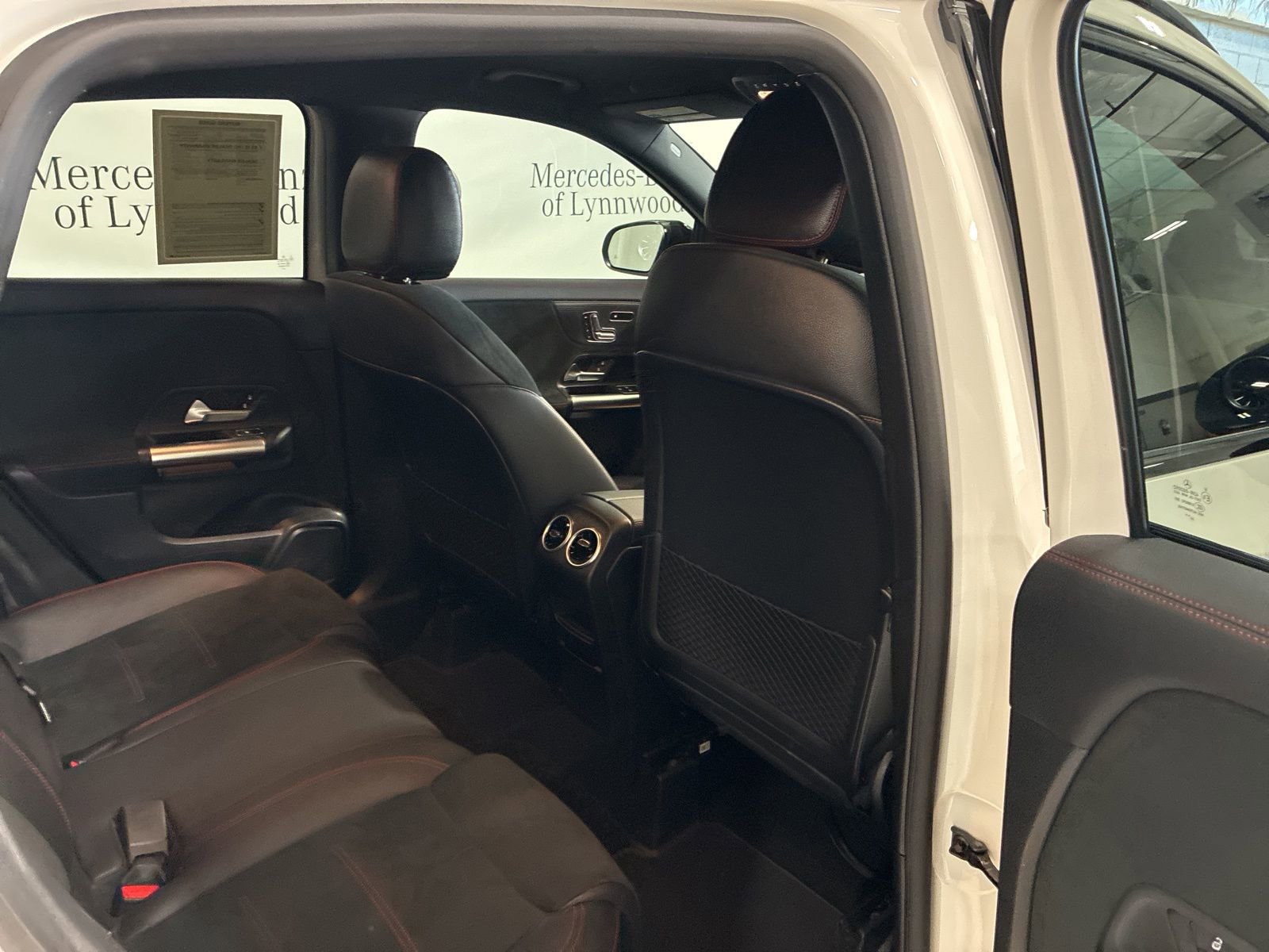 Used 2023 Mercedes-Benz GLA 250 4MATIC image 22