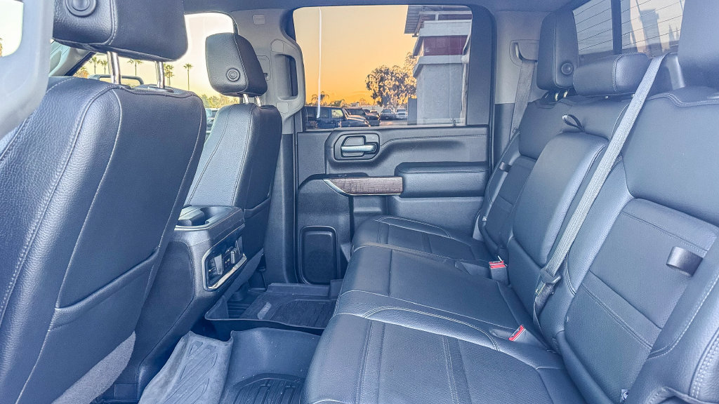Used 2022 GMC Sierra 2500 Denali w/ Technology Package AWD/4WD image 22