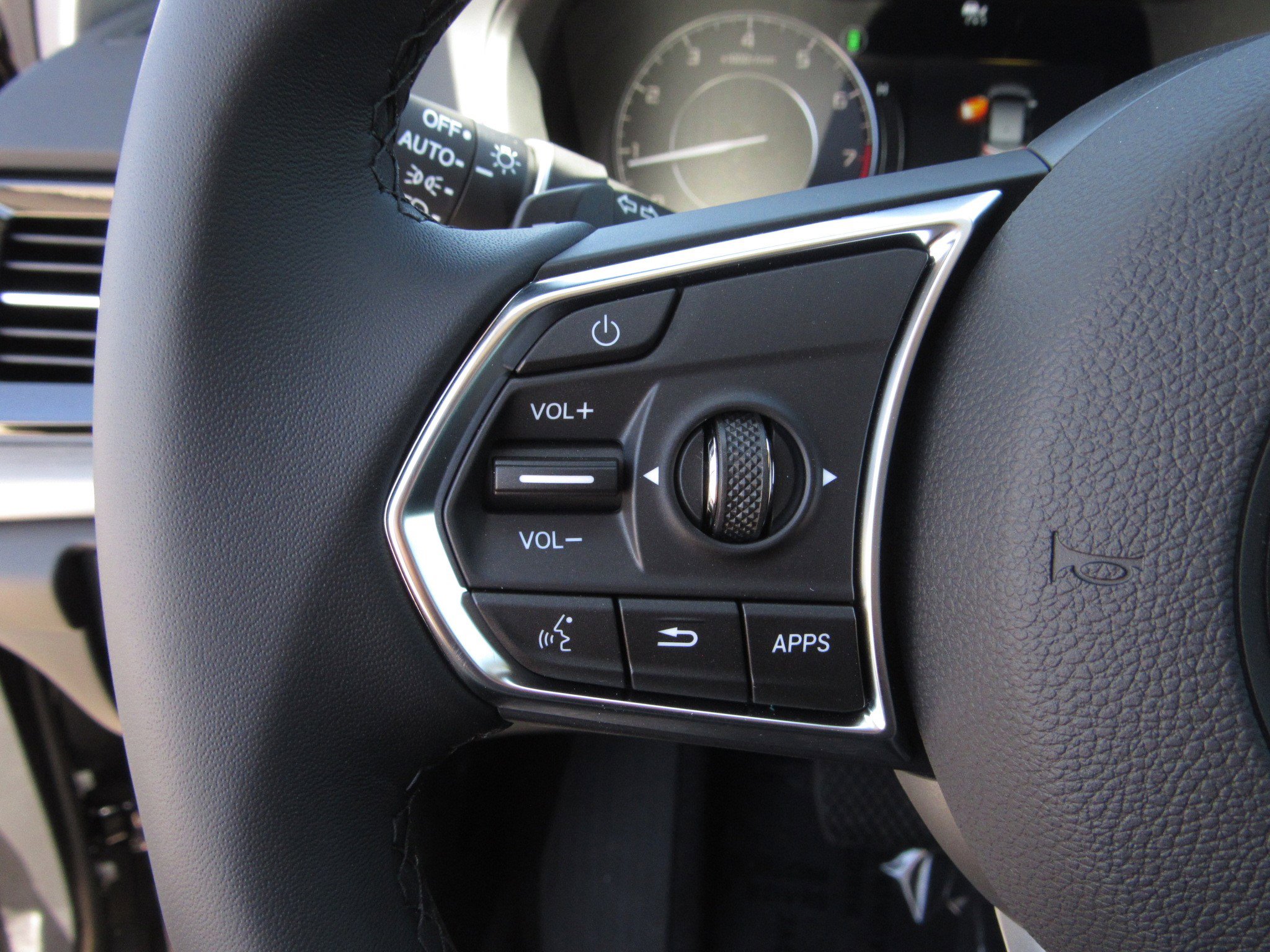 Certified 2025 Acura RDX SH-AWD w/ Technology Package image 28