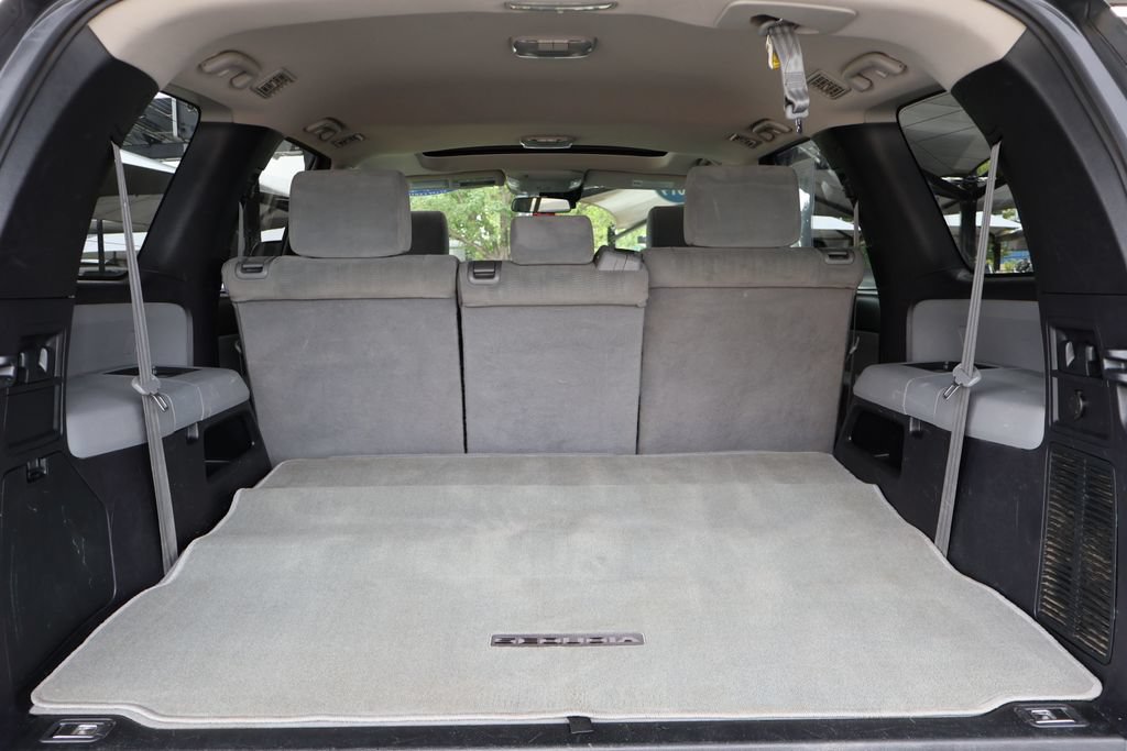 Used 2019 Toyota Sequoia SR5 AWD/4WD image 61