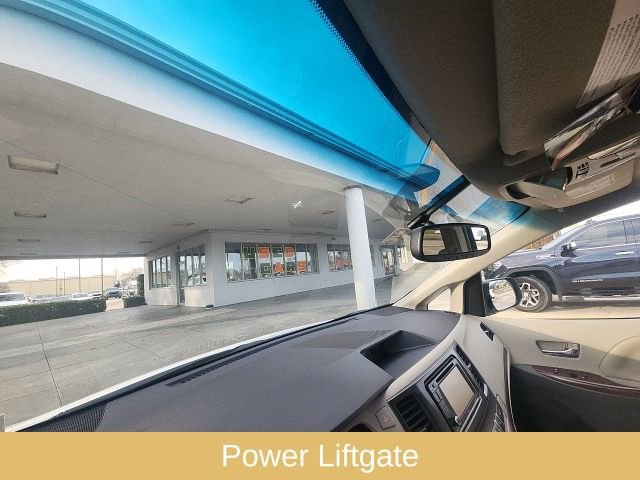 Used 2014 Toyota Sienna XLE image 14