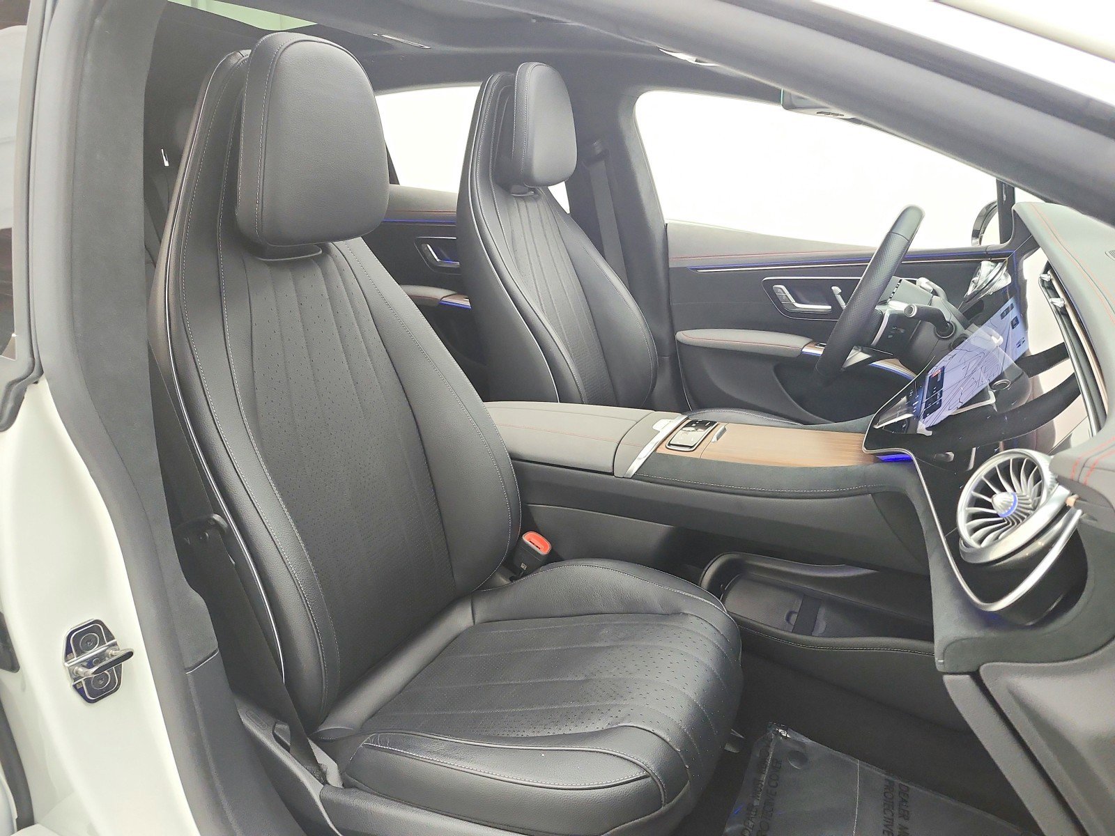 Certified 2023 Mercedes-Benz EQS 580 4MATIC Sedan image 19