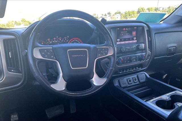 Used 2015 GMC Sierra 2500 Denali w/ Duramax Plus Package AWD/4WD image 15