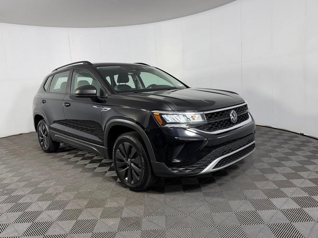 Used 2024 Volkswagen Taos S FWD image 5