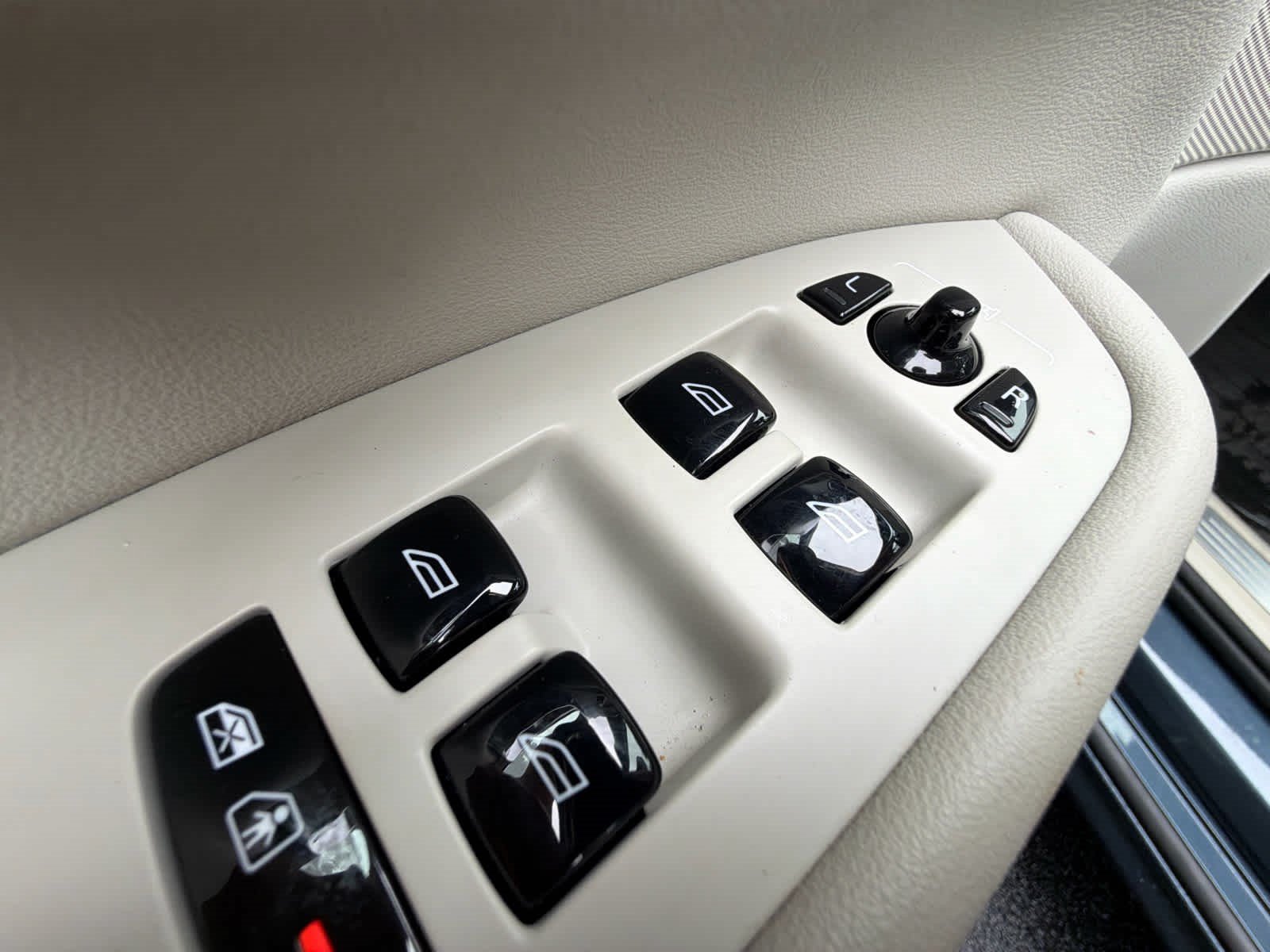 Certified 2026 Volvo XC90 B6 Ultra AWD/4WD image 26