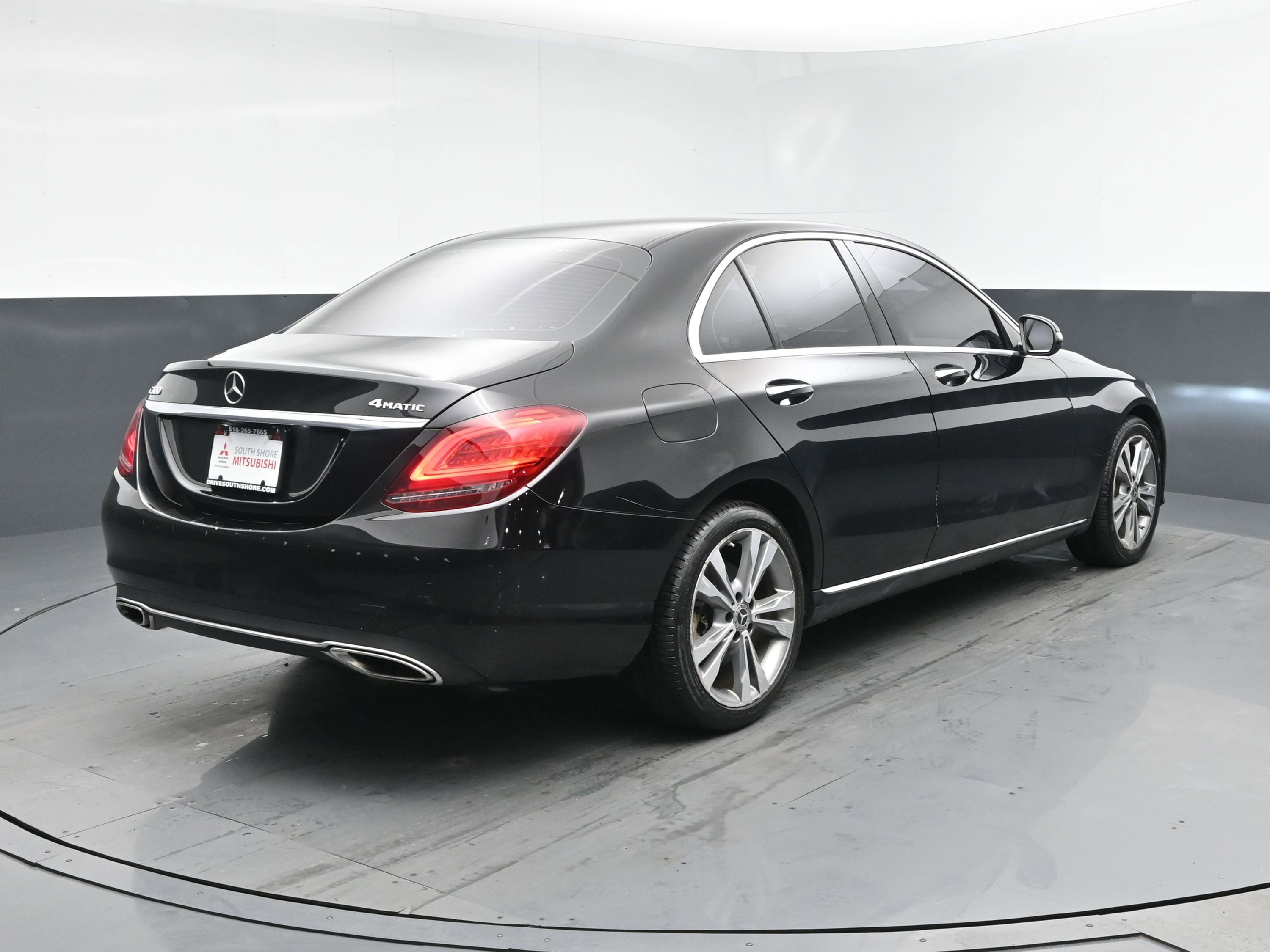 Used 2019 Mercedes-Benz C 300 4MATIC Sedan image 19
