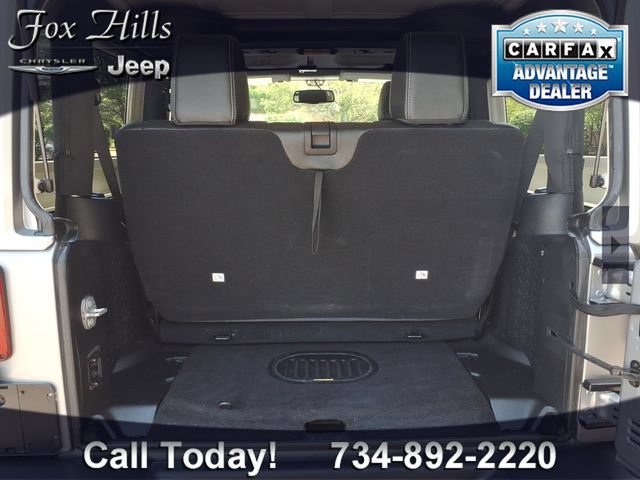 Used 2016 Jeep Wrangler Rubicon AWD/4WD image 10