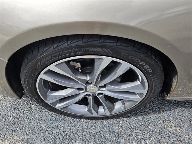 Used 2022 Chevrolet Malibu LT image 18