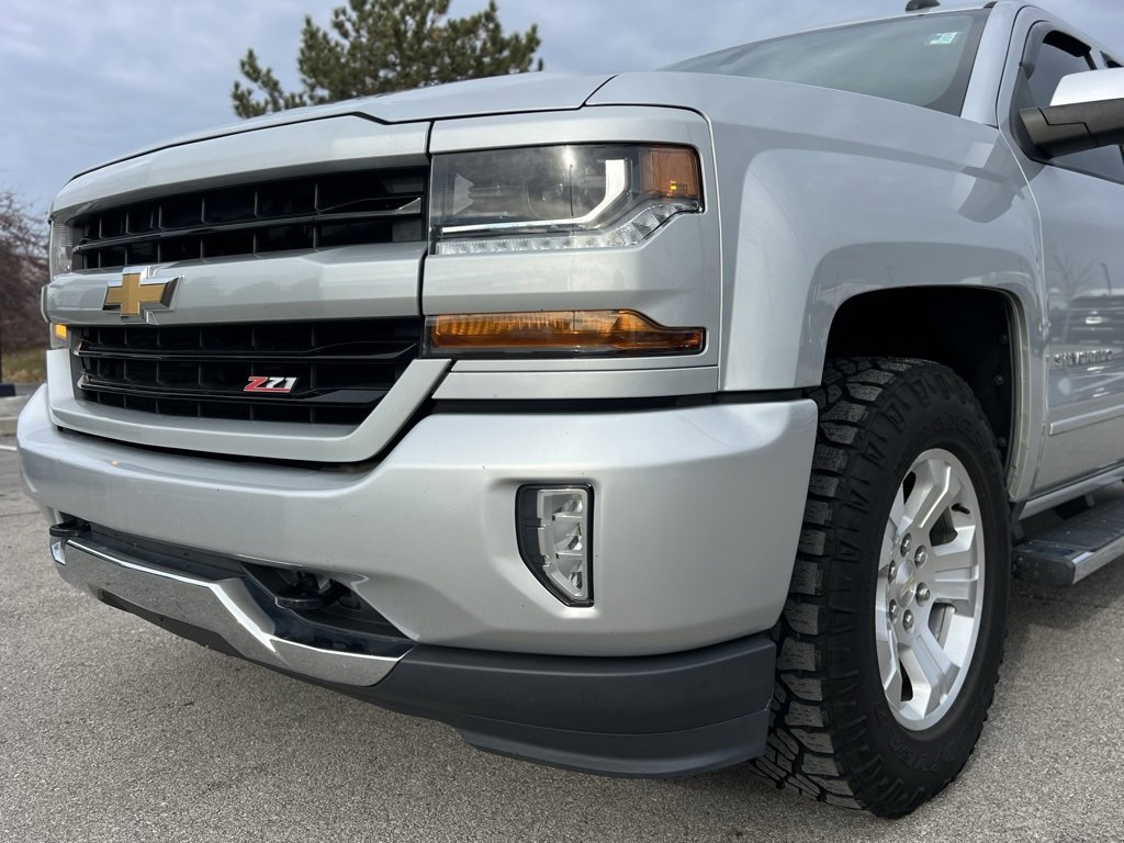 Used 2018 Chevrolet Silverado 1500 LT w/ All Star Edition image 70