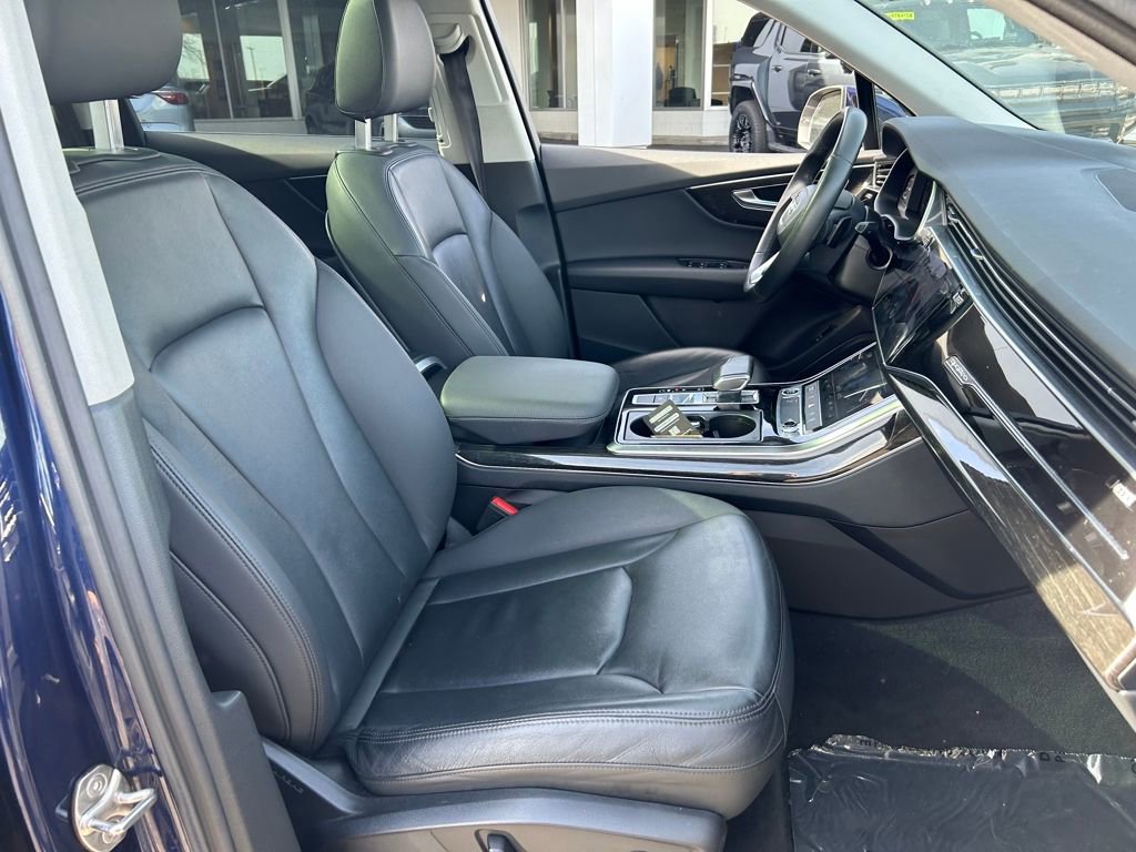 Used 2022 Audi Q7 3.0T Premium image 26