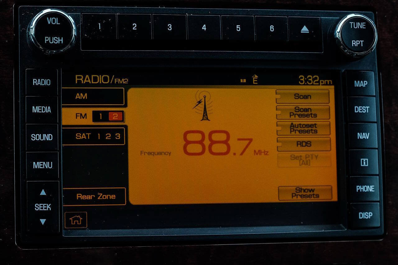 Used 2010 Ford Expedition EL 4WD image 35