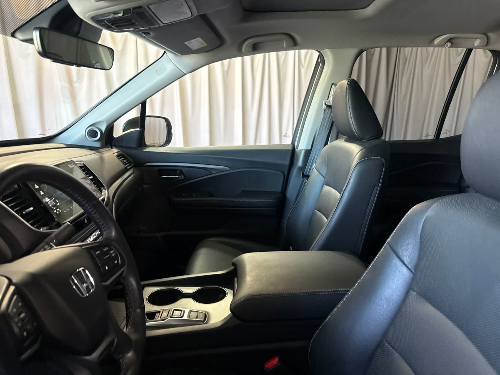 Used 2025 Honda Ridgeline RTL image 19