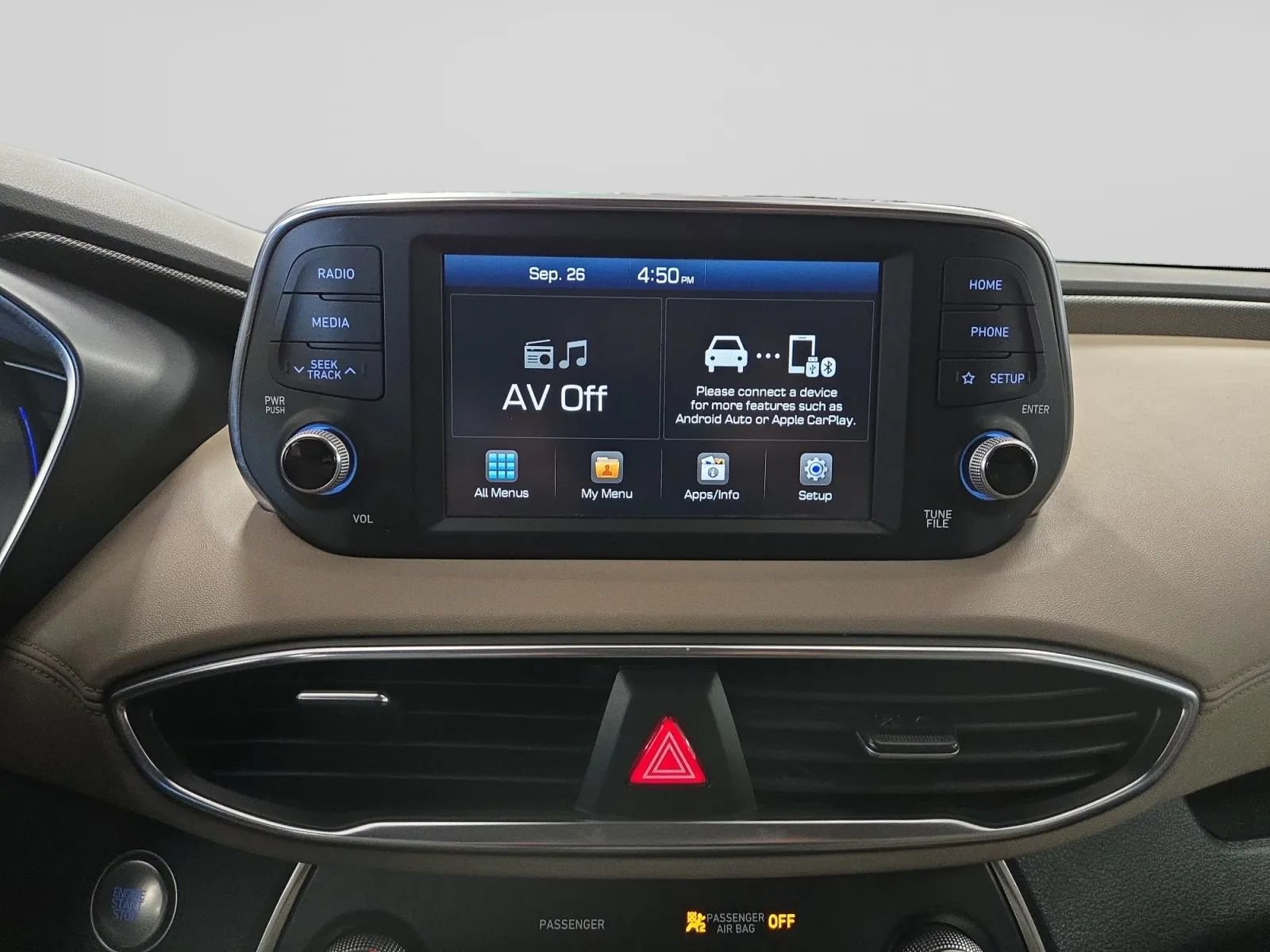Used 2019 Hyundai Santa Fe SEL FWD image 19
