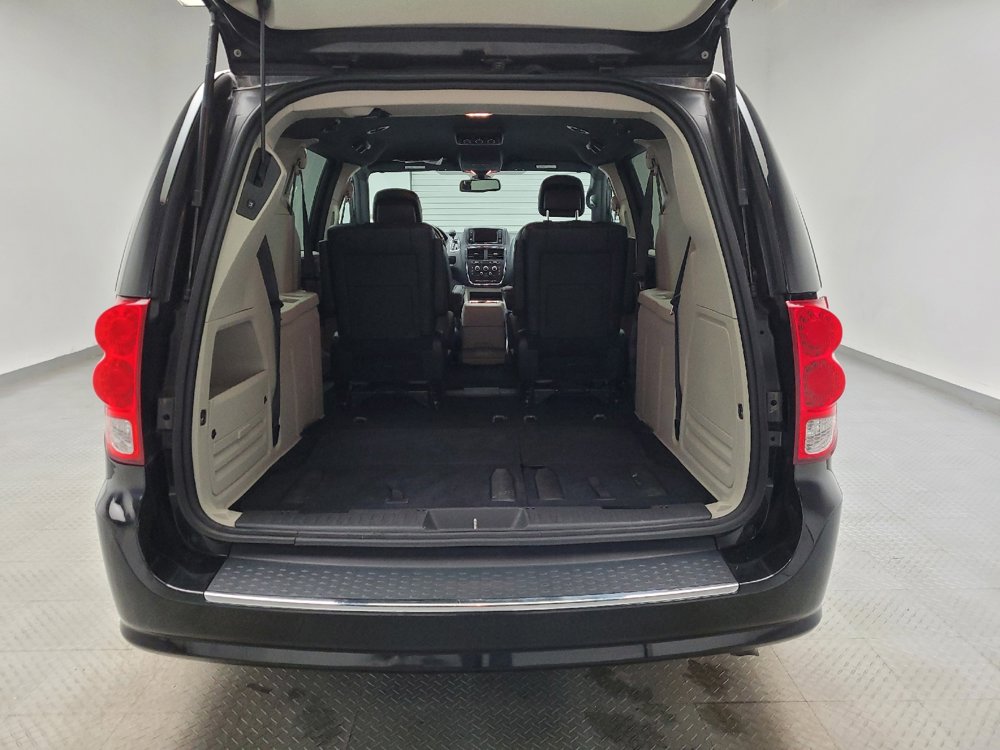 Used 2019 Dodge Grand Caravan SXT image 29