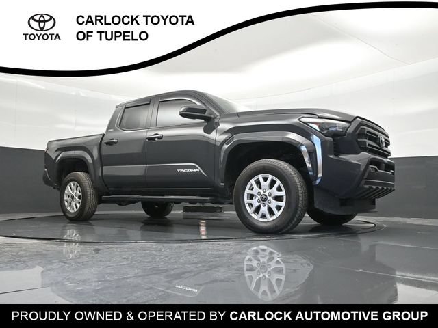 Used 2025 Toyota Tacoma SR5 RWD image 29